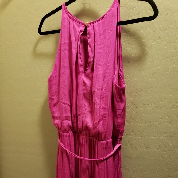 Women's clothing - Picture 2 of 3